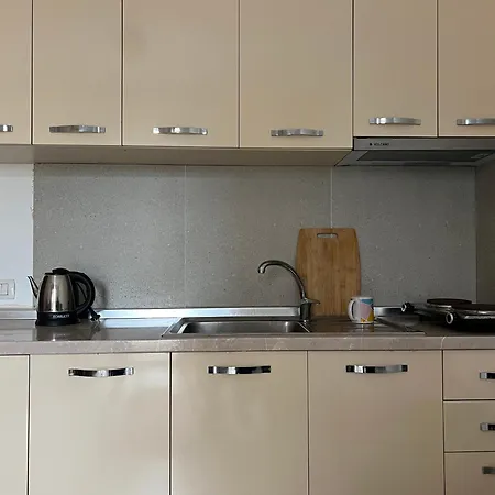 Cozy Center * 티라나